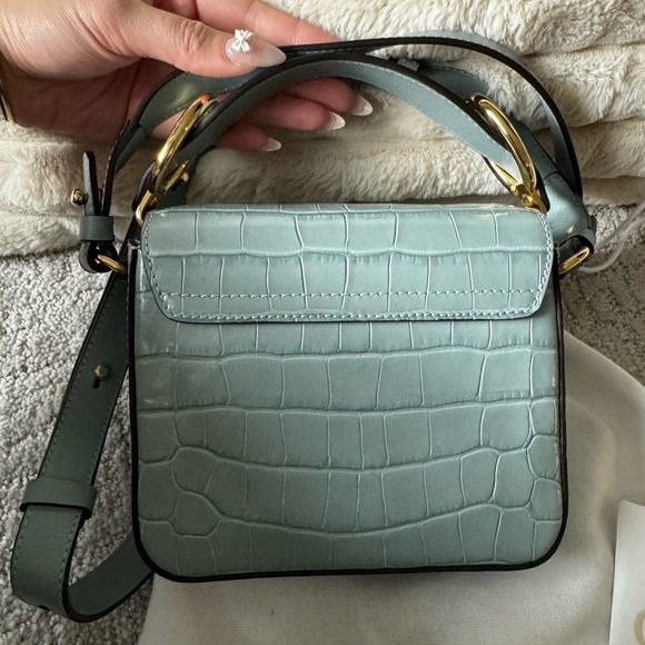 Chloe’ Blue Crossbody Bag with Gold Accents - Picture 4 of 7